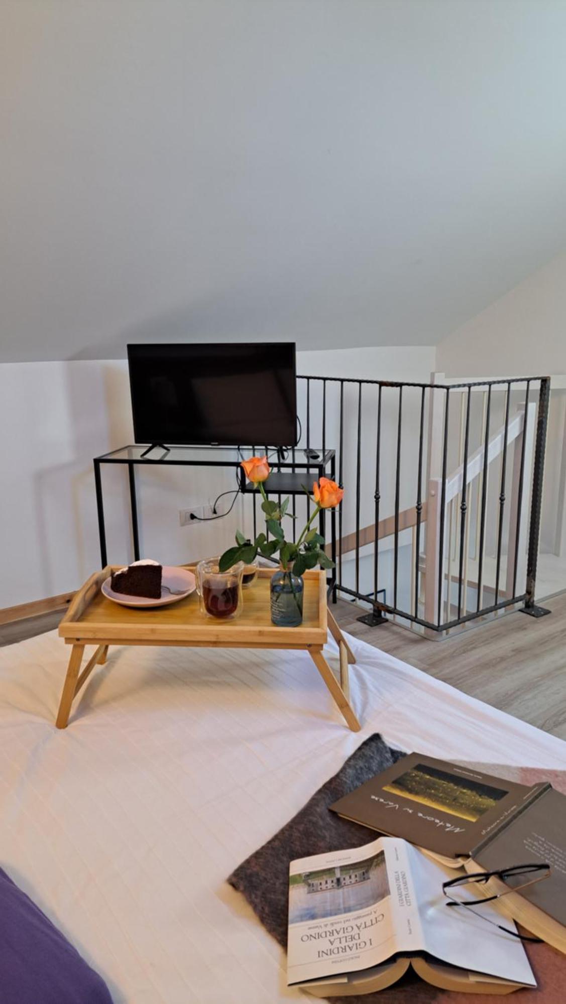 Bed & Breakfast Le Due G Varese Exterior photo