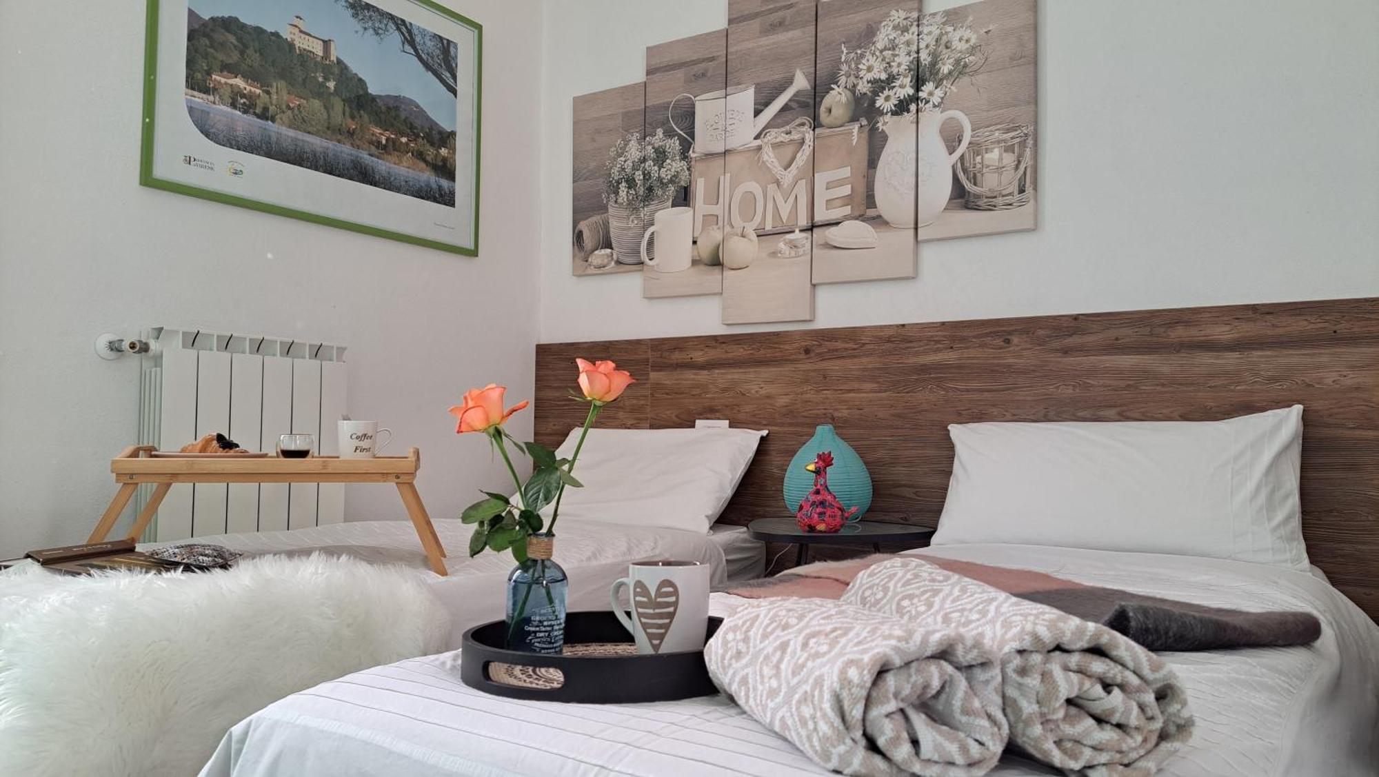 Bed & Breakfast Le Due G Varese Exterior photo