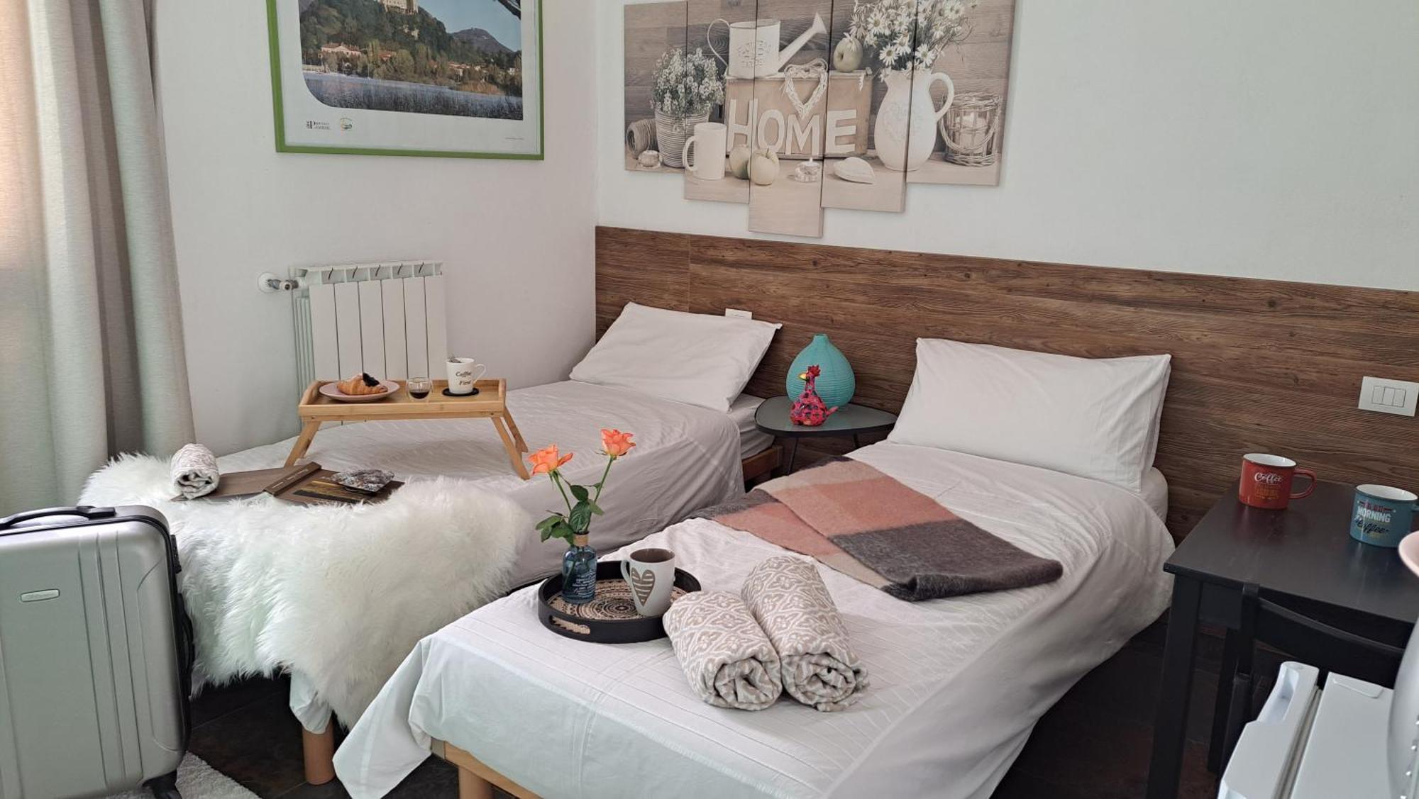 Bed & Breakfast Le Due G Varese Exterior photo